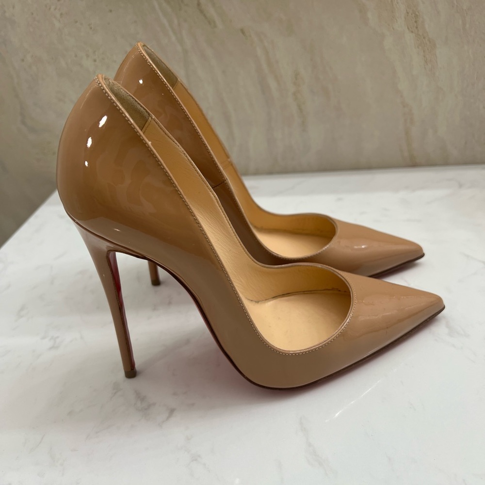 Original Christian Louboutin So Kate Patent Pointed-Toe Red Sole Pump